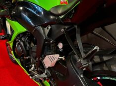 KAWASAKI ZX 6 R 636 /2013 EXCLUSIVO VEÍCULOS SANTA CRUZ DO SUL / Carros no Vale