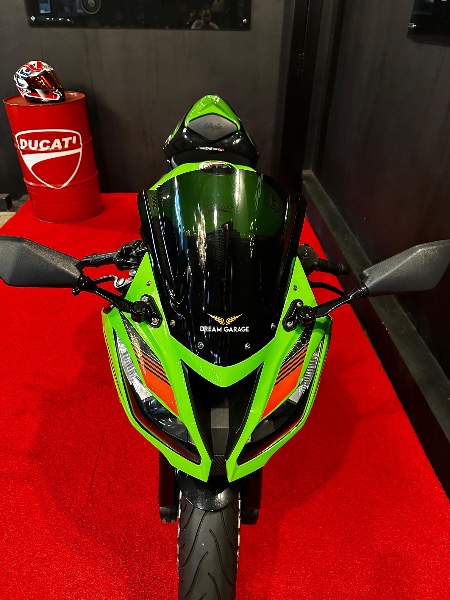 KAWASAKI ZX 6 R 636 /2013 EXCLUSIVO VEÍCULOS SANTA CRUZ DO SUL / Carros no Vale