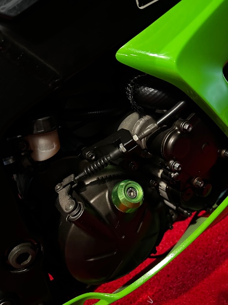 KAWASAKI ZX 6 R 636 /2013 EXCLUSIVO VEÍCULOS SANTA CRUZ DO SUL / Carros no Vale
