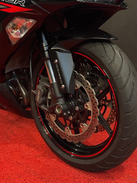 KAWASAKI ZX 6 R 636 /2020 EXCLUSIVO VEÍCULOS SANTA CRUZ DO SUL / Carros no Vale