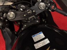 KAWASAKI ZX 6 R 636 /2020 EXCLUSIVO VEÍCULOS SANTA CRUZ DO SUL / Carros no Vale