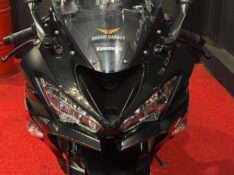 KAWASAKI ZX 6 R 636 /2020 EXCLUSIVO VEÍCULOS SANTA CRUZ DO SUL / Carros no Vale