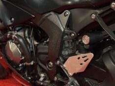 KAWASAKI ZX 6 R 636 /2020 EXCLUSIVO VEÍCULOS SANTA CRUZ DO SUL / Carros no Vale