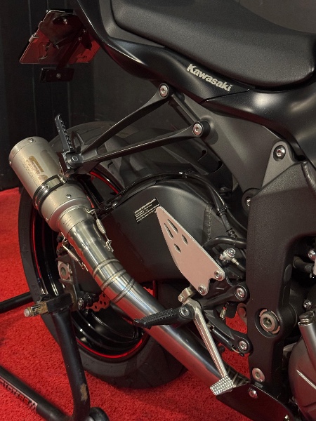 KAWASAKI ZX 6 R 636 /2020 EXCLUSIVO VEÍCULOS SANTA CRUZ DO SUL / Carros no Vale