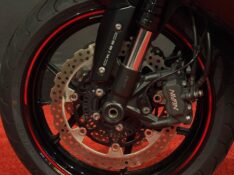 KAWASAKI ZX 6 R 636 /2020 EXCLUSIVO VEÍCULOS SANTA CRUZ DO SUL / Carros no Vale