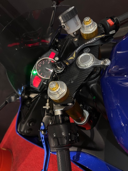 YAMAHA YZF-R6 /2007 EXCLUSIVO VEÍCULOS SANTA CRUZ DO SUL / Carros no Vale