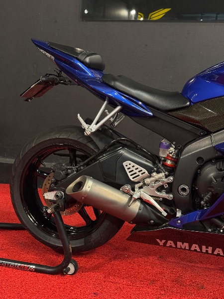 YAMAHA YZF-R6 /2007 EXCLUSIVO VEÍCULOS SANTA CRUZ DO SUL / Carros no Vale