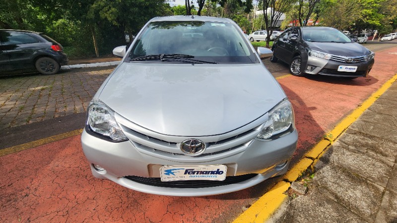 TOYOTA ETIOS SEDAN X 1.5 2015/2016 FERNANDO AUTOMÓVEIS | REVENDA DE CARROS ARROIO DO MEIO ARROIO DO MEIO / Carros no Vale
