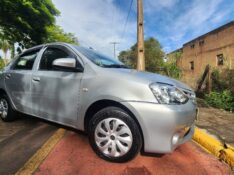 TOYOTA ETIOS SEDAN X 1.5 2015/2016 FERNANDO AUTOMÓVEIS | REVENDA DE CARROS ARROIO DO MEIO ARROIO DO MEIO / Carros no Vale