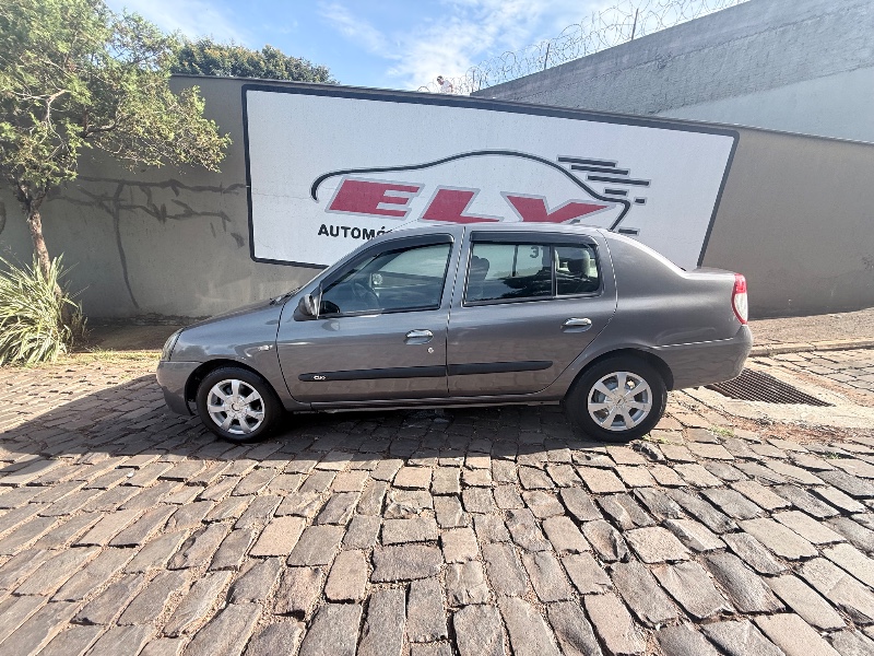 RENAULT CLIO 1.0 EXPRESSION SEDAN 16V 2006/2006 ELY AUTOMÓVEIS LAJEADO / Carros no Vale