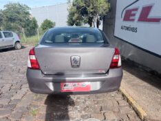 RENAULT CLIO 1.0 EXPRESSION SEDAN 16V 2006/2006 ELY AUTOMÓVEIS LAJEADO / Carros no Vale