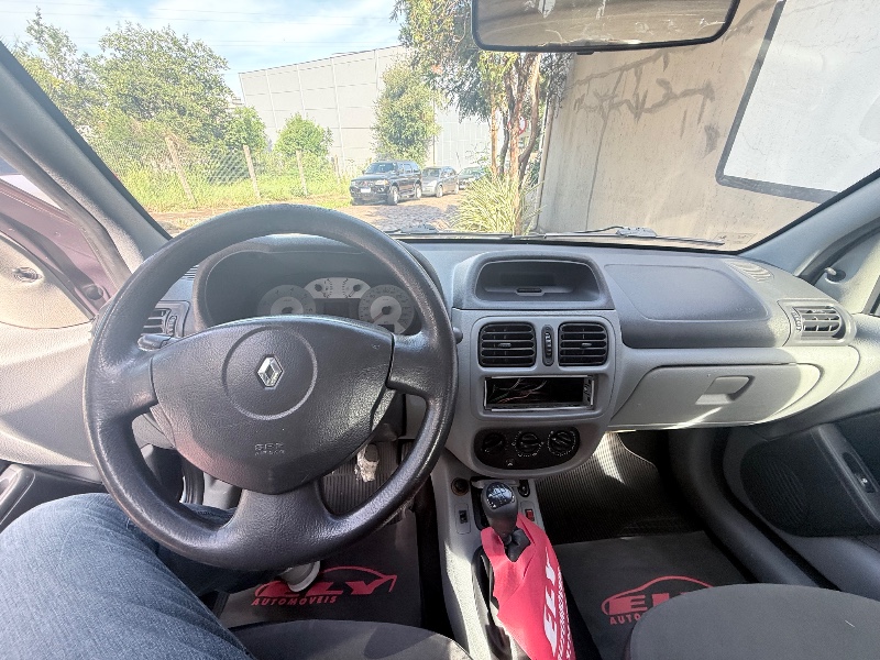 RENAULT CLIO 1.0 EXPRESSION SEDAN 16V 2006/2006 ELY AUTOMÓVEIS LAJEADO / Carros no Vale