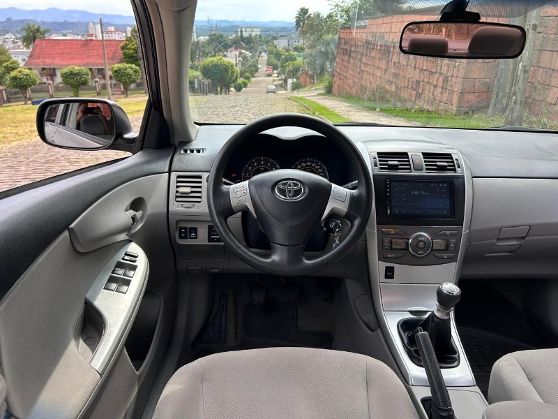 TOYOTA COROLLA GLI 1.8 16V FLEX 2012/2012 LS MULTIMARCAS VENÂNCIO AIRES / Carros no Vale