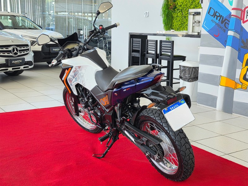 DAFRA NH 190 DAFRA/NH 190 2023/2024 DUARTE VEÍCULOS PORTO ALEGRE / Carros no Vale