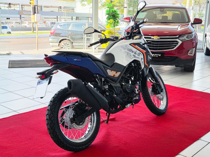 DAFRA NH 190 DAFRA/NH 190 2023/2024 DUARTE VEÍCULOS PORTO ALEGRE / Carros no Vale