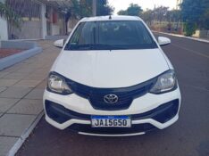 TOYOTA ETIOS 1.5 X AT SEDAN 2020/2021 ALTERNATIVA VEÍCULOS LAJEADO / Carros no Vale