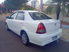 TOYOTA ETIOS 1.5 X AT SEDAN 2020/2021 ALTERNATIVA VEÍCULOS LAJEADO / Carros no Vale