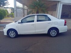 TOYOTA ETIOS 1.5 X AT SEDAN 2020/2021 ALTERNATIVA VEÍCULOS LAJEADO / Carros no Vale