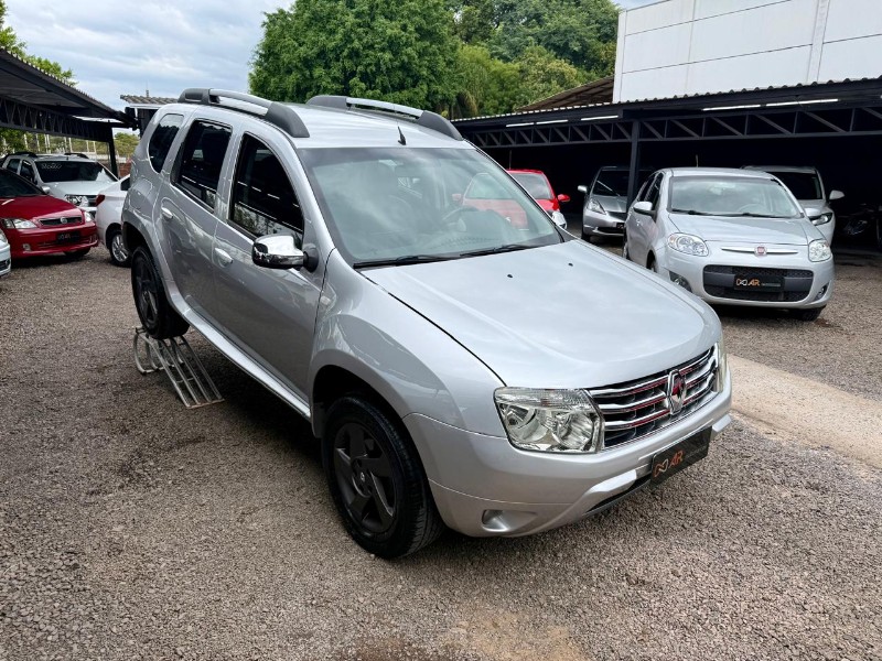 RENAULT DUSTER DYNAMIQUE /2013 AR MULTIMARCAS VENÂNCIO AIRES / Carros no Vale