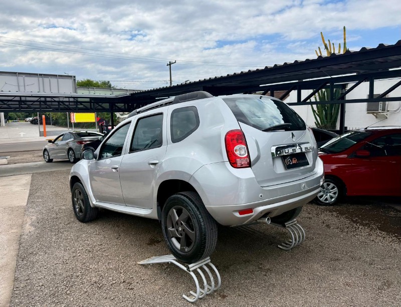 RENAULT DUSTER DYNAMIQUE /2013 AR MULTIMARCAS VENÂNCIO AIRES / Carros no Vale