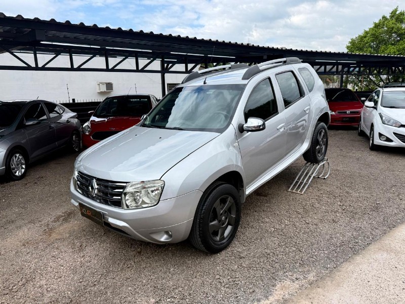 RENAULT DUSTER DYNAMIQUE /2013 AR MULTIMARCAS VENÂNCIO AIRES / Carros no Vale