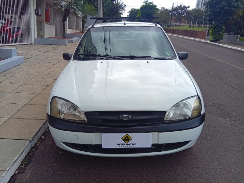 FORD FIESTA STREET 1.0 2002/2002 ALTERNATIVA VEÍCULOS LAJEADO / Carros no Vale