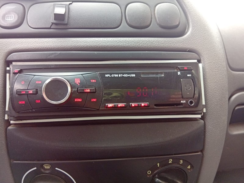 FORD FIESTA STREET 1.0 2002/2002 ALTERNATIVA VEÍCULOS LAJEADO / Carros no Vale