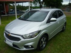 CHEVROLET ONIX 1.4 MPFI LTZ 8V FLEX 4P AUTOMÁTICO 2016/2017 PREMIUM AUTOMÓVEIS ARROIO DO MEIO / Carros no Vale