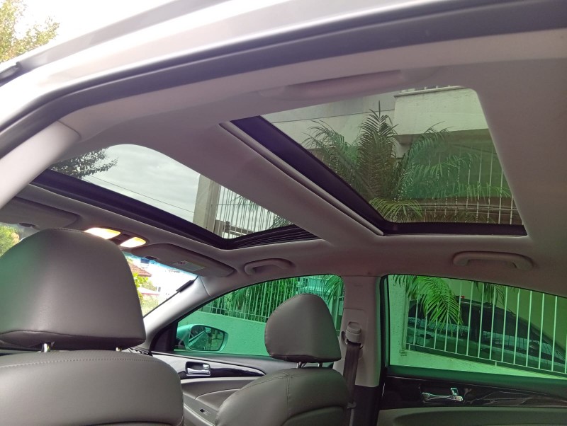 HYUNDAI SONATA GLS 2.4 2012/2013 ALTERNATIVA VEÍCULOS LAJEADO / Carros no Vale