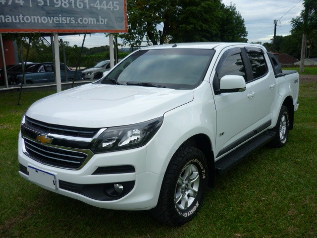 CHEVROLET S10 PICK-UP LT 2.8 TDI 4X4 CD DIESEL AUT 2017/2018 PREMIUM AUTOMÓVEIS ARROIO DO MEIO / Carros no Vale