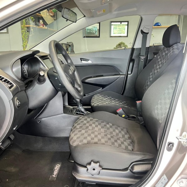 HYUNDAI HB20 1.6 COMFORT PLUS AUT FLEX 2019/2019 JOÃO CARROS MULTIMARCAS GUAPORÉ / Carros no Vale