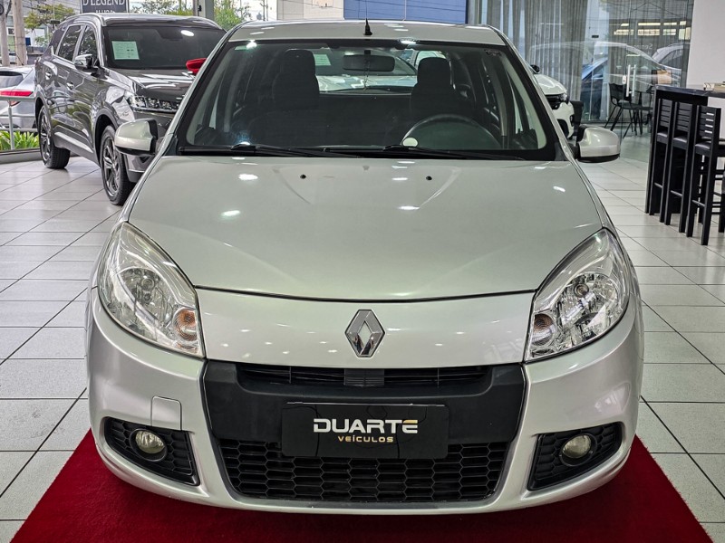 RENAULT SANDERO 1.6 EXPRESSION 8V FLEX 4P MANUAL 2012/2013 DUARTE VEÍCULOS PORTO ALEGRE / Carros no Vale