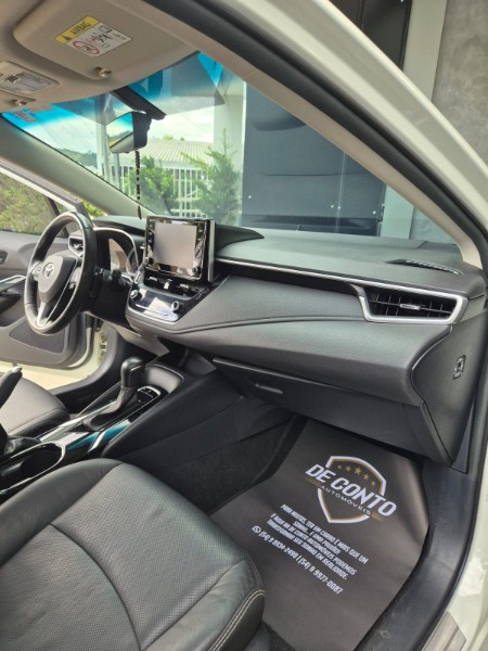 TOYOTA COROLLA 2.0 XEI /2020 DE CONTO AUTOMÓVEIS SARANDI / Carros no Vale