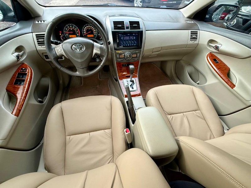 TOYOTA COROLLA 1.8 SE-G 16V FLEX 4P AUTOMÁTICO /2009 AR MULTIMARCAS VENÂNCIO AIRES / Carros no Vale