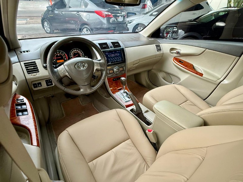 TOYOTA COROLLA 1.8 SE-G 16V FLEX 4P AUTOMÁTICO /2009 AR MULTIMARCAS VENÂNCIO AIRES / Carros no Vale