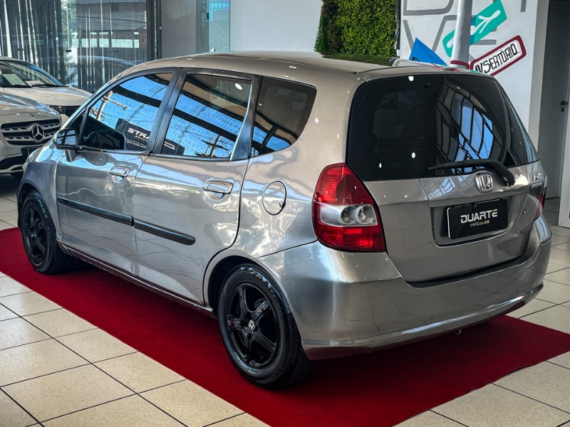 HONDA FIT 1.4 LXL 8V 2003/2004 DUARTE VEÍCULOS PORTO ALEGRE / Carros no Vale