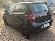 VOLKSWAGEN FOX 1.0 MI CITY 8V 2005/2006 COMPLETO VEÍCULOS GUAPORÉ / Carros no Vale