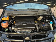 VOLKSWAGEN FOX 1.0 MI CITY 8V 2005/2006 COMPLETO VEÍCULOS GUAPORÉ / Carros no Vale