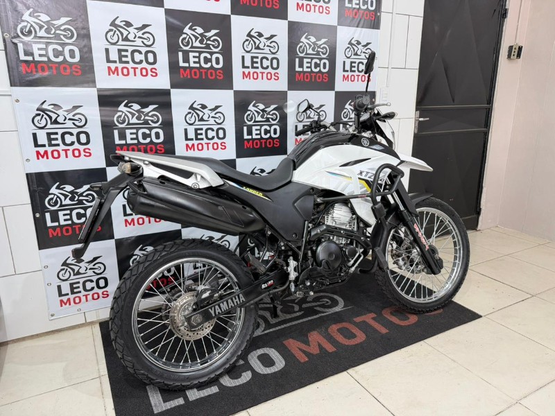 YAMAHA XTZ 250 LANDER 2020/2020 LECO MOTOS VENÂNCIO AIRES / Carros no Vale