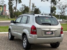HYUNDAI TUCSON GLS 2.0 16V AUT. 2013/2013 NEURI VEÍCULOS LAJEADO / Carros no Vale
