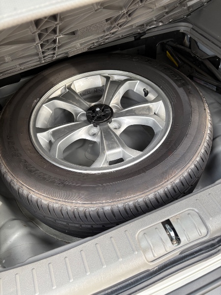 HYUNDAI TUCSON GLS 2.0 16V AUT. 2013/2013 NEURI VEÍCULOS LAJEADO / Carros no Vale