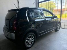 VOLKSWAGEN CROSS UP 1.0 TSI 12V 2016/2017 RICARDINHO AUTOMÓVEIS MONTENEGRO / Carros no Vale