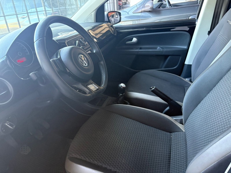 VOLKSWAGEN CROSS UP 1.0 TSI 12V 2016/2017 RICARDINHO AUTOMÓVEIS MONTENEGRO / Carros no Vale