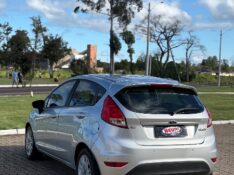 FORD FIESTA 1.5 S HATCH 16V FLEX 4P MANUAL 2015/2015 NEURI VEÍCULOS LAJEADO / Carros no Vale