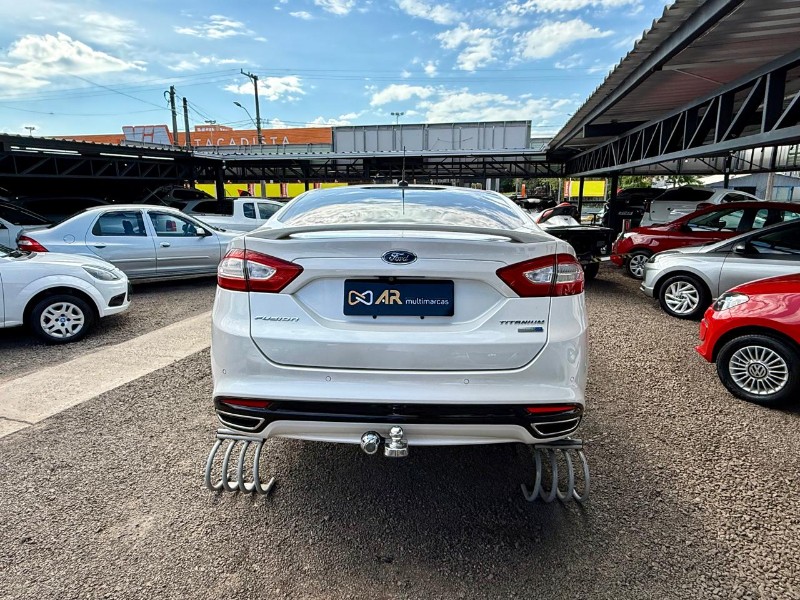 FORD FUSION 2.0 TITANIUM GTDI ECOBOOST AWD AUTOMÁTICO /2016 AR MULTIMARCAS VENÂNCIO AIRES / Carros no Vale