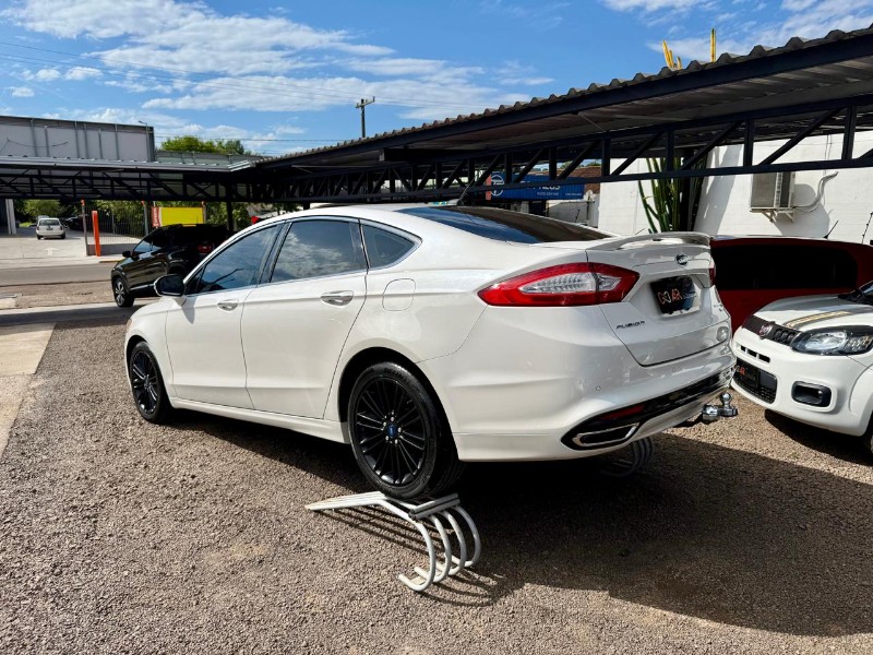 FORD FUSION 2.0 TITANIUM GTDI ECOBOOST AWD AUTOMÁTICO /2016 AR MULTIMARCAS VENÂNCIO AIRES / Carros no Vale