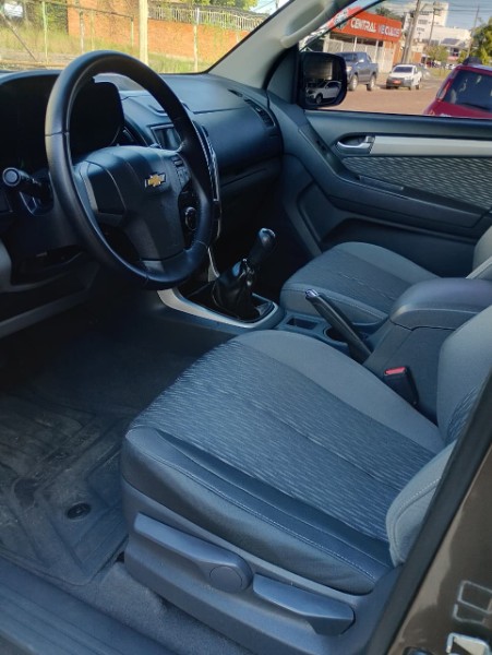CHEVROLET S10 PICK-UP LT 2.4 F.POWER 4X2 CD /2014 CHIMA VEÍCULOS VENÂNCIO AIRES / Carros no Vale