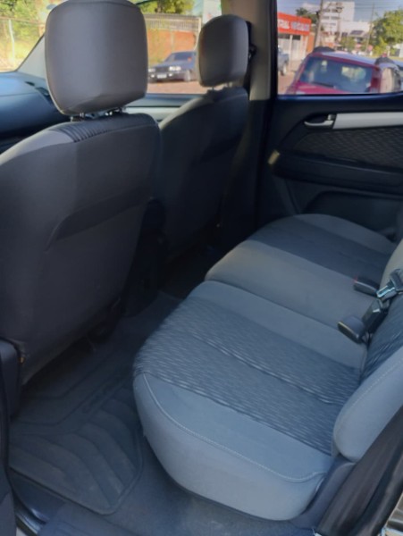 CHEVROLET S10 PICK-UP LT 2.4 F.POWER 4X2 CD /2014 CHIMA VEÍCULOS VENÂNCIO AIRES / Carros no Vale