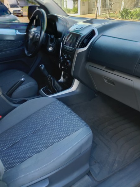 CHEVROLET S10 PICK-UP LT 2.4 F.POWER 4X2 CD /2014 CHIMA VEÍCULOS VENÂNCIO AIRES / Carros no Vale