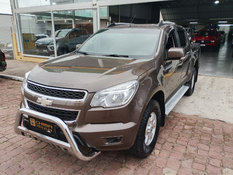 CHEVROLET S10 PICK-UP LT 2.4 F.POWER 4X2 CD /2014 CHIMA VEÍCULOS VENÂNCIO AIRES / Carros no Vale